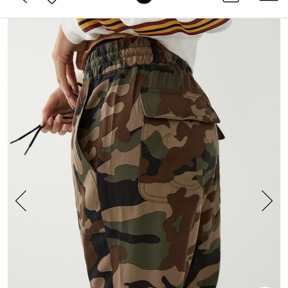 True Religion Camo Joggers - Picture 2 of 5